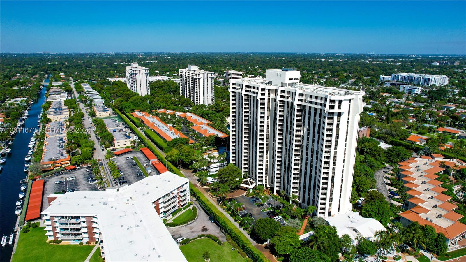 THE TOWERS OF QUAYSIDE CO - Residential