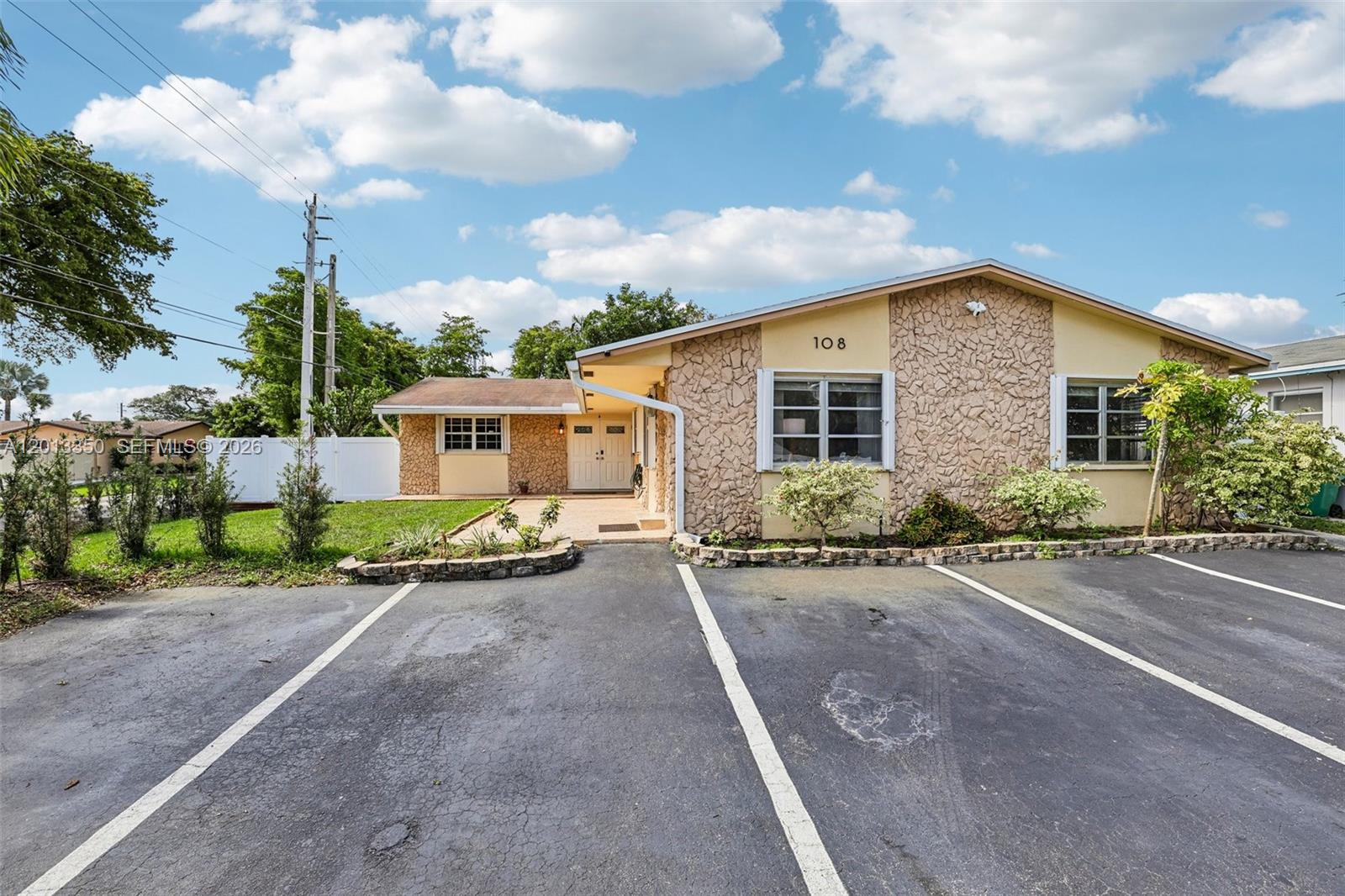 DANIA HIGHLANDS 2 - Residential Income