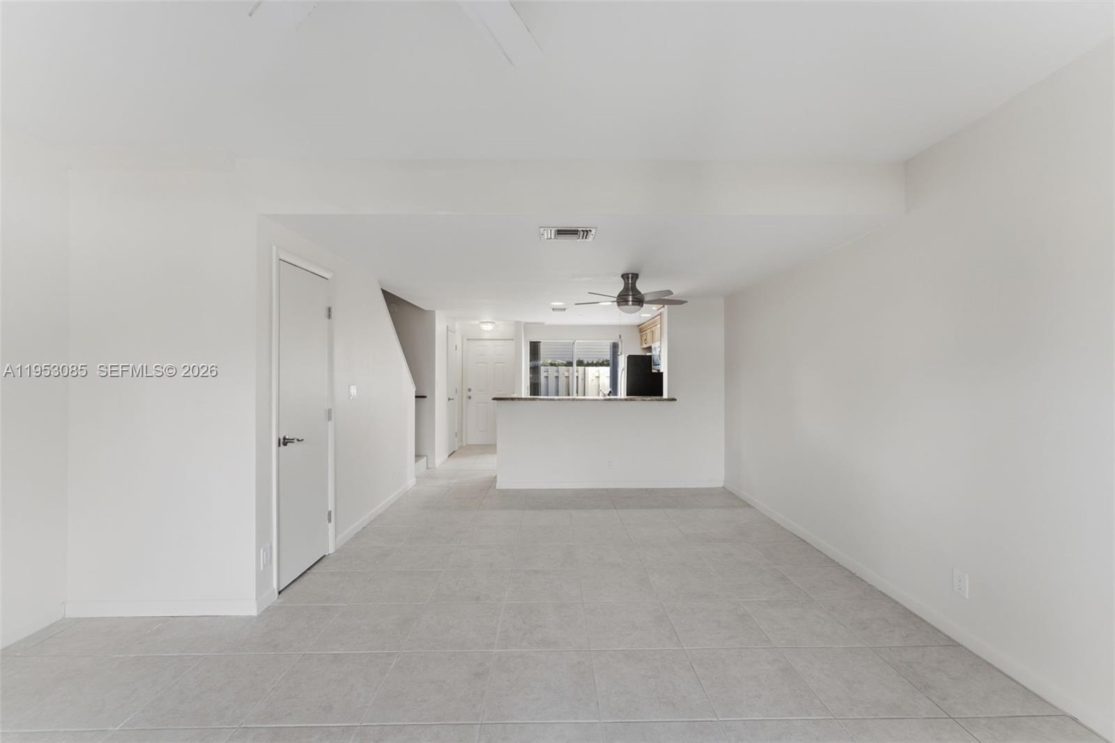 SUN HARBOUR - Residential