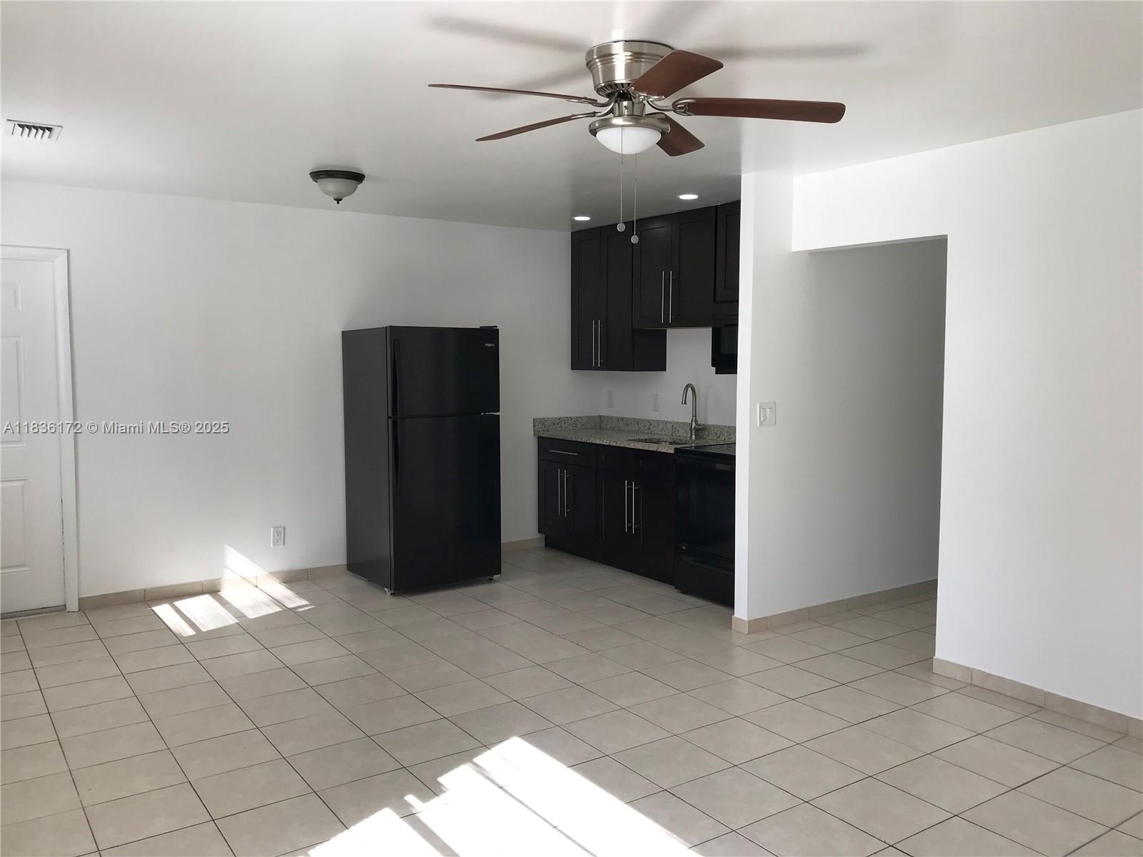 236 SE 9th Ave 1-4