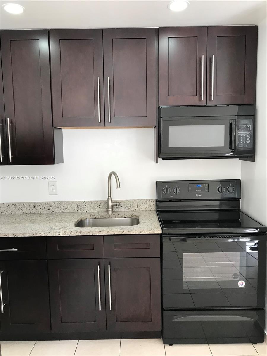 236 SE 9th Ave 1-4