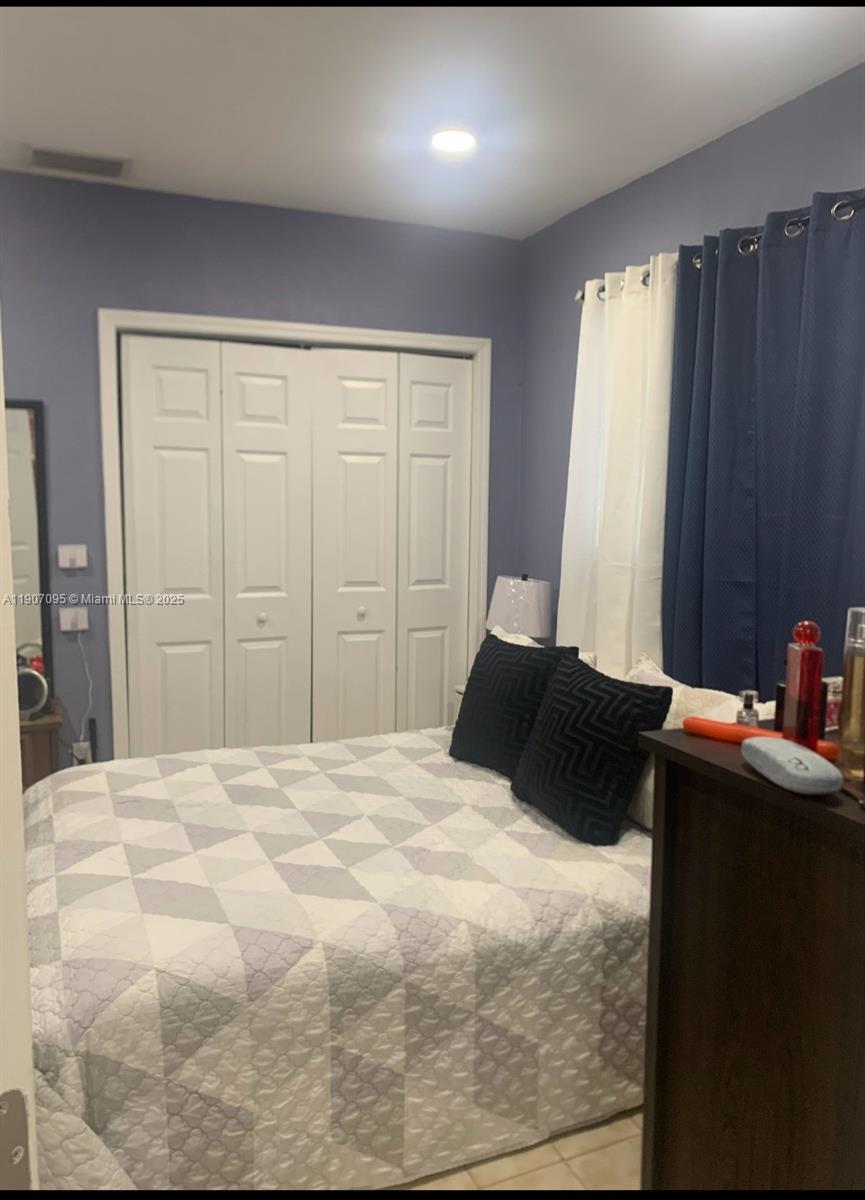 PALM SPRINGS SEC 4 - 5TH - Residential Lease