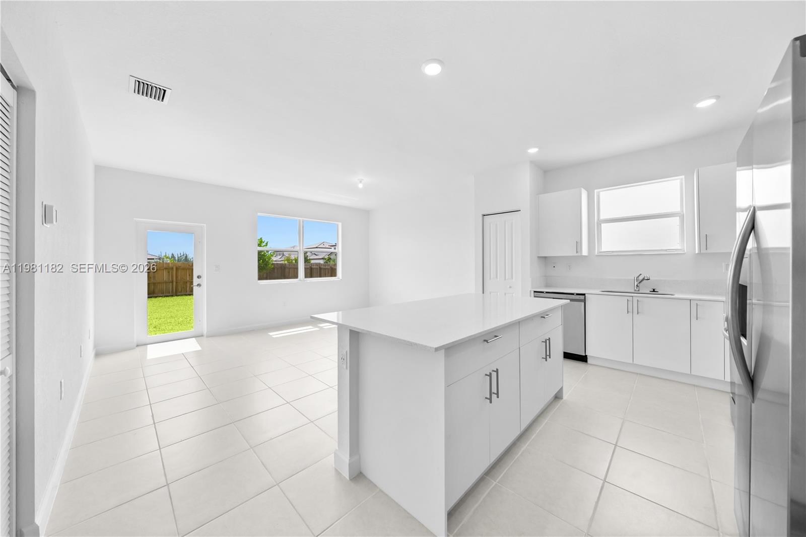 Altamira - Residential Lease