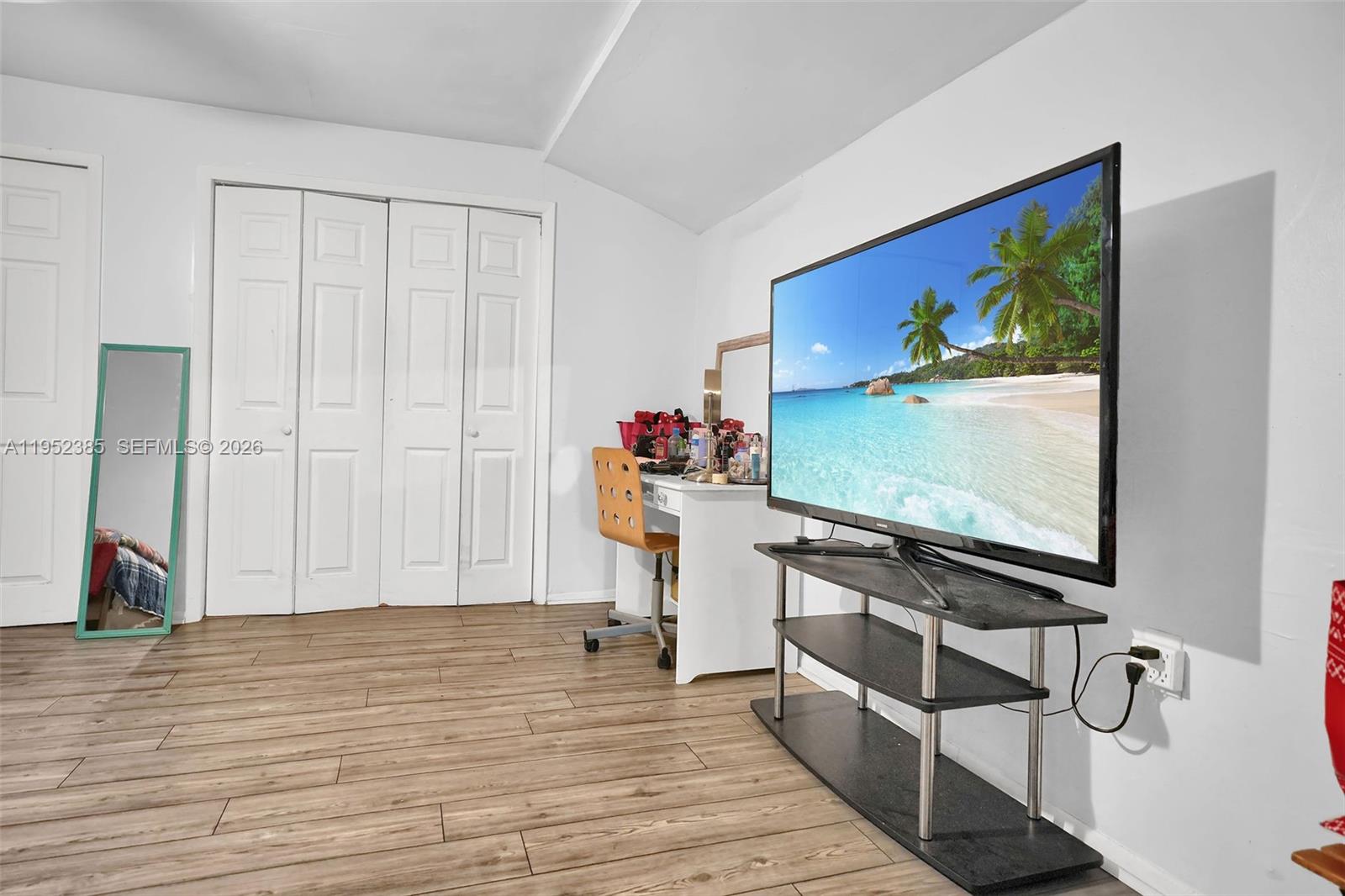 SUPERIOR PARK - Residential