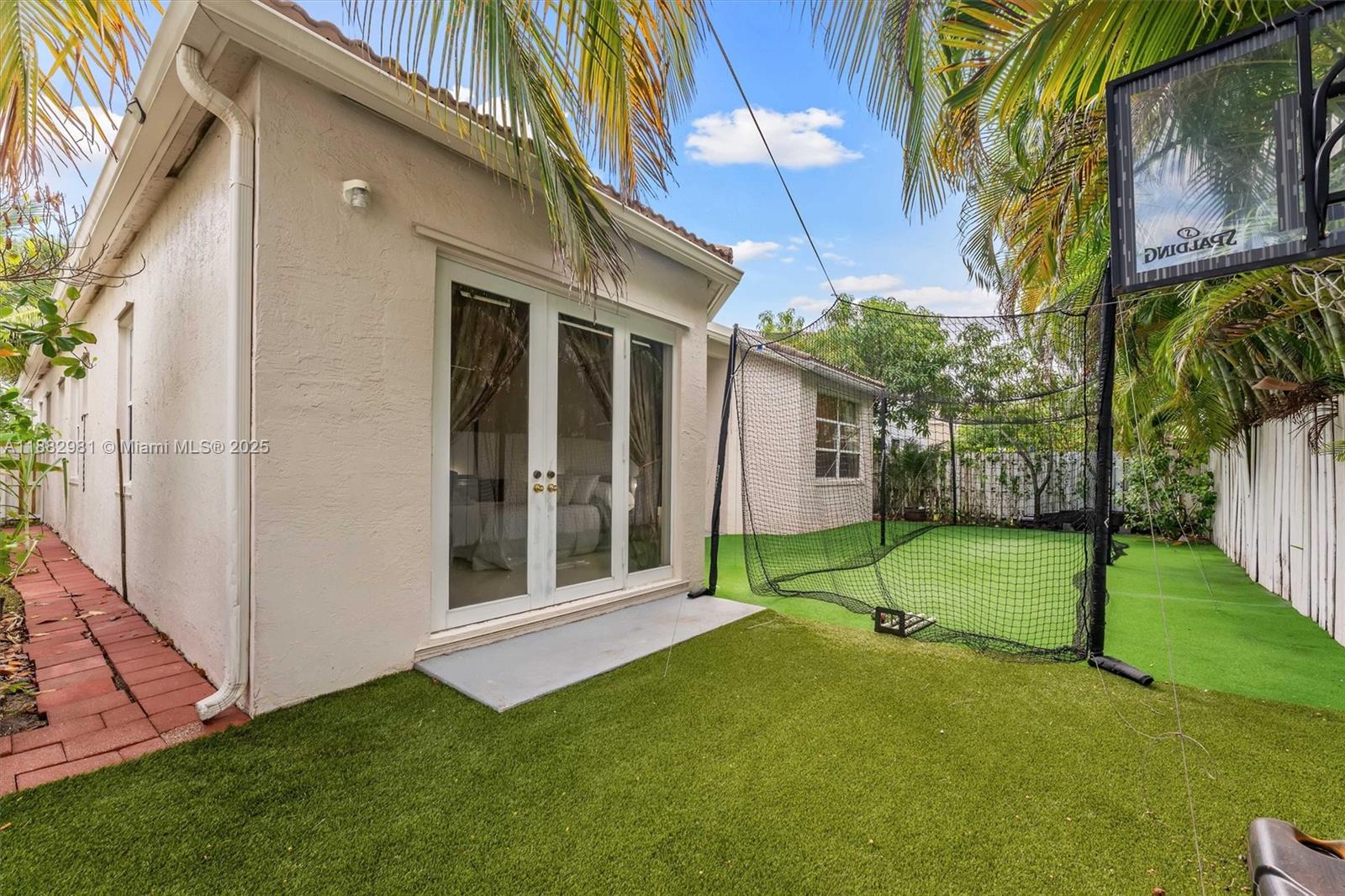 RIVIERA ISLES II - Residential