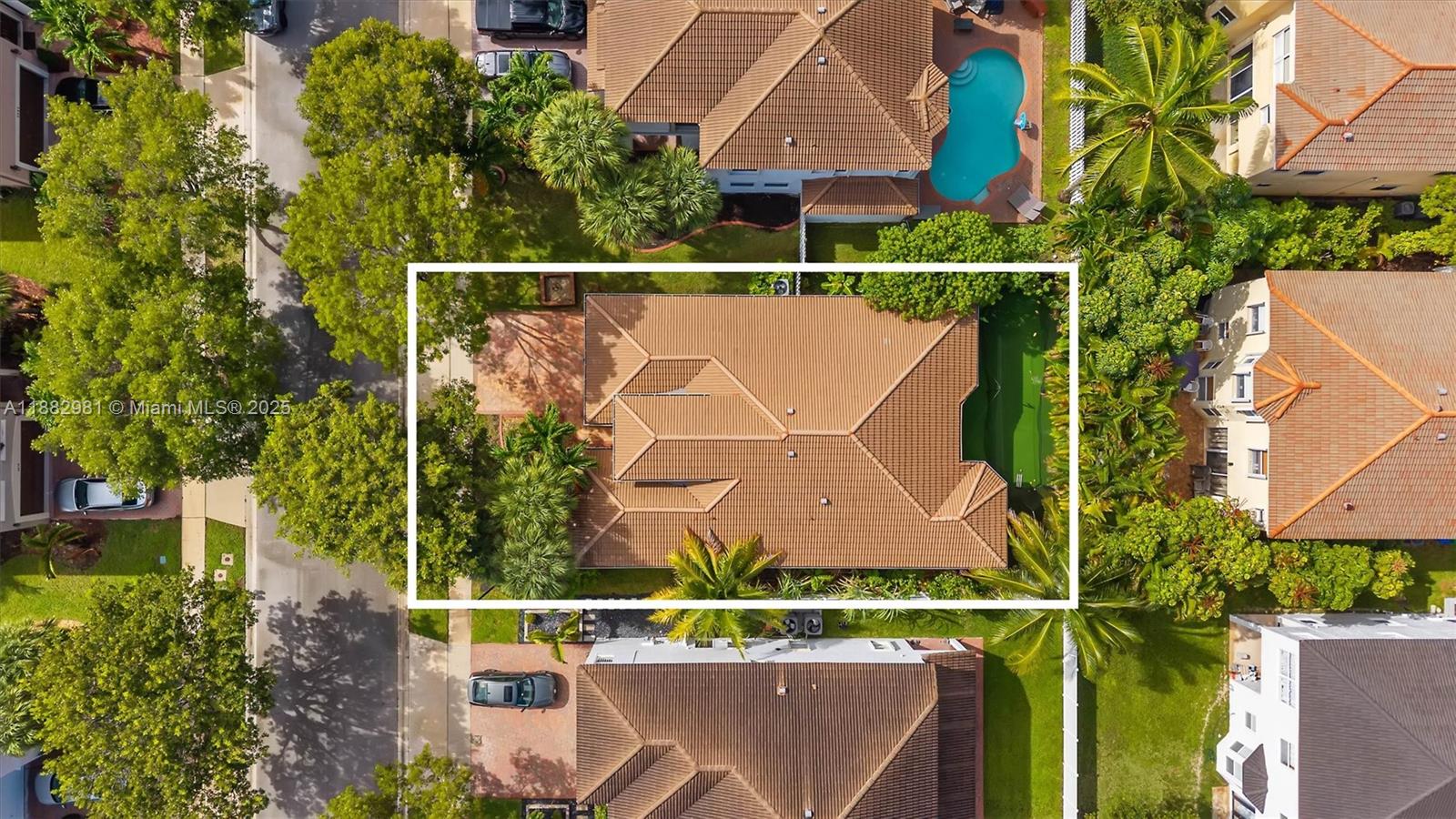 RIVIERA ISLES II - Residential