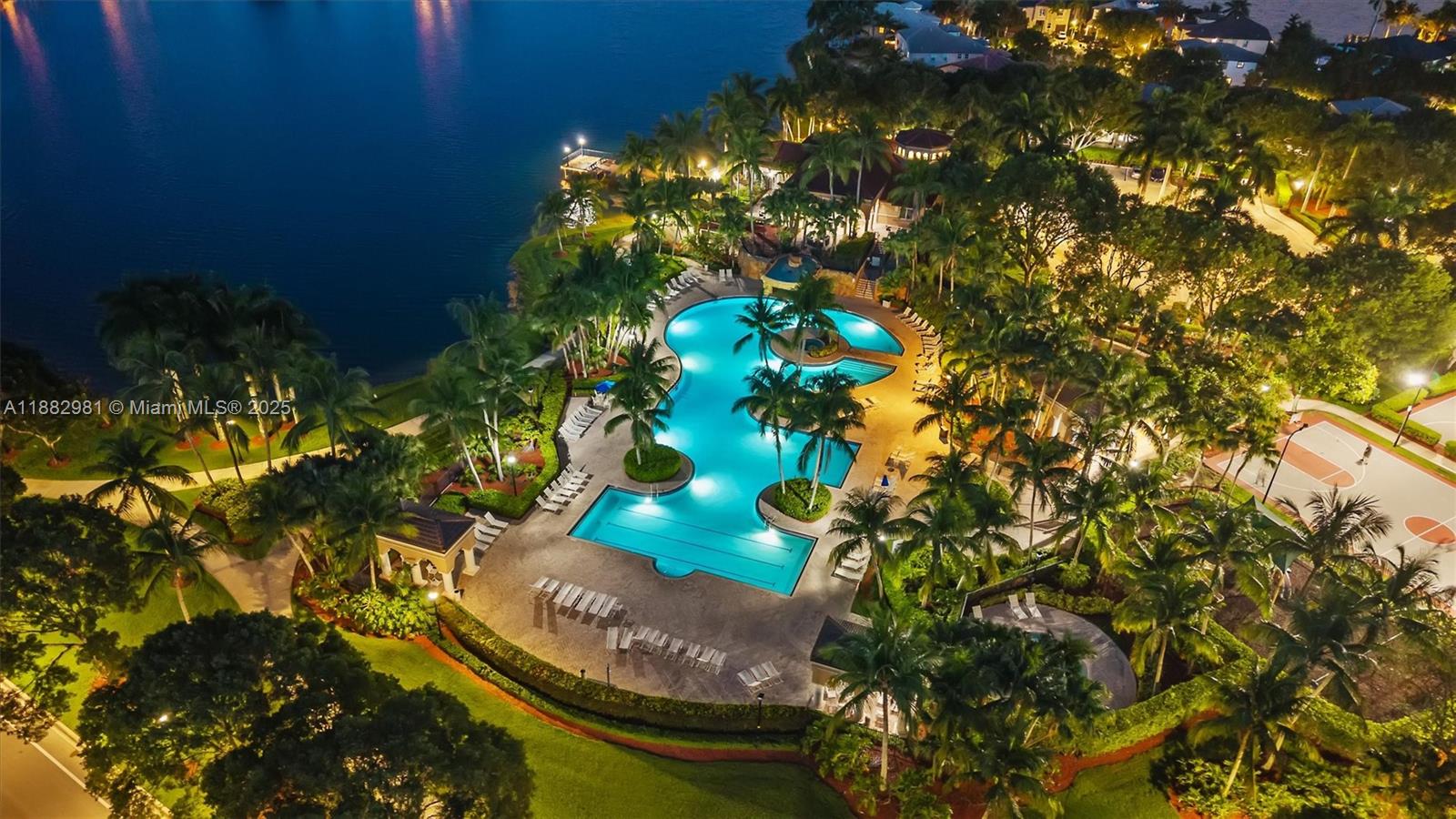 RIVIERA ISLES II - Residential