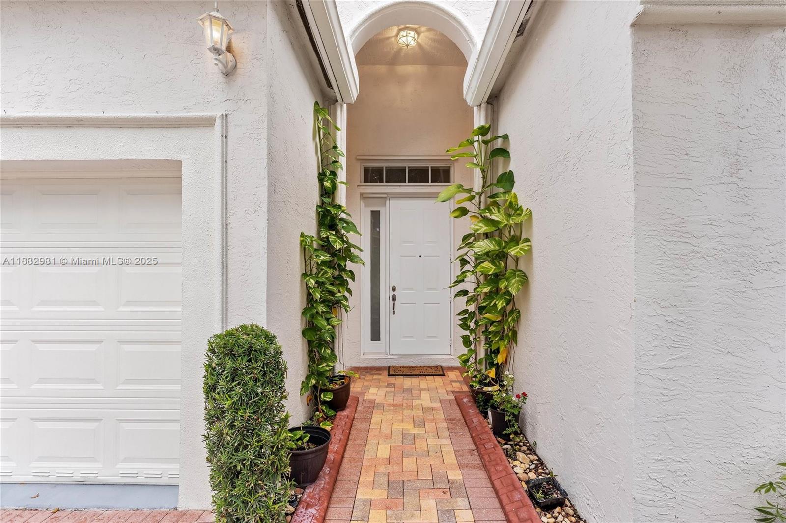 RIVIERA ISLES II - Residential