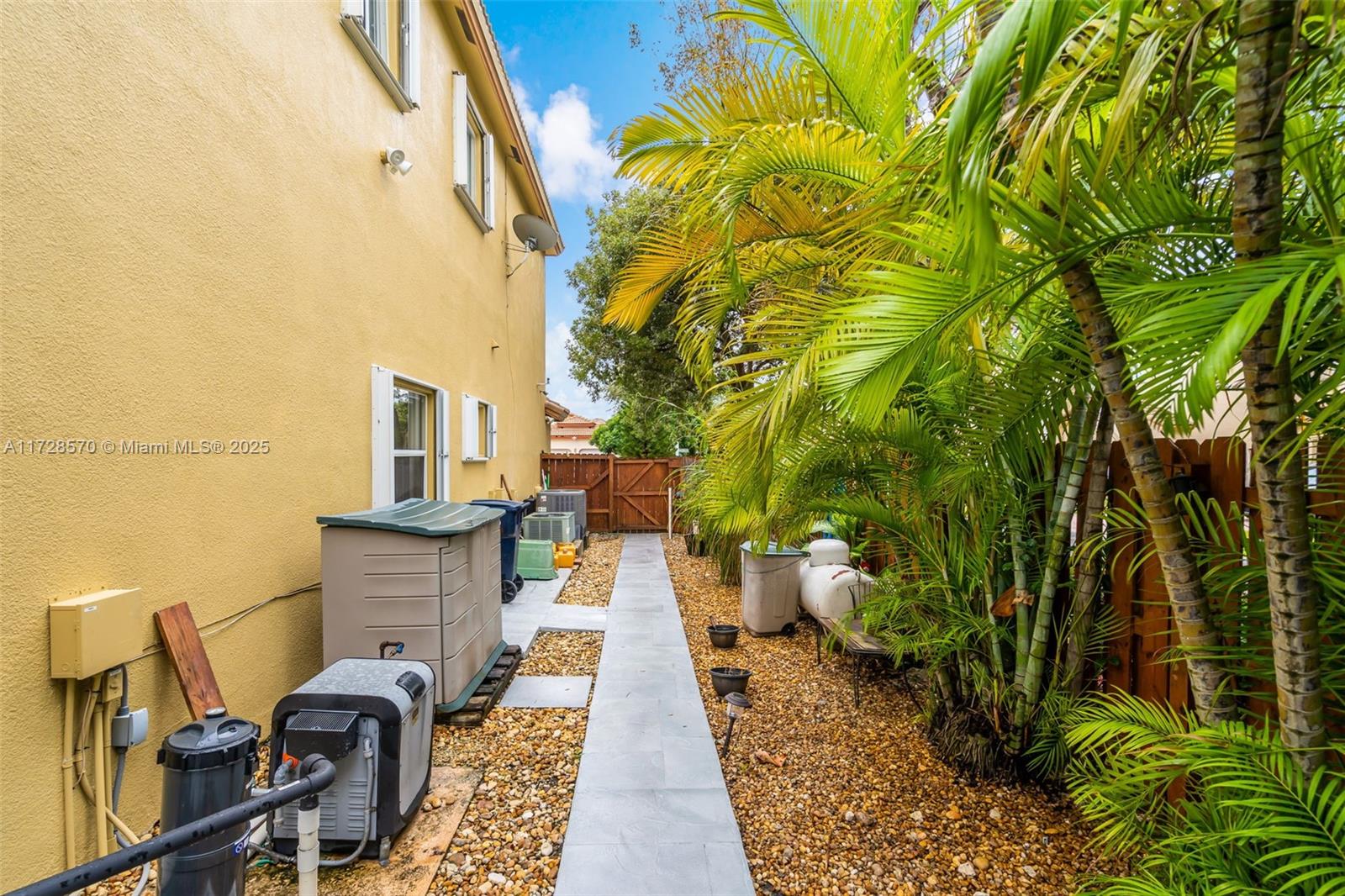 COSTA VERDE SEC 2 - Residential