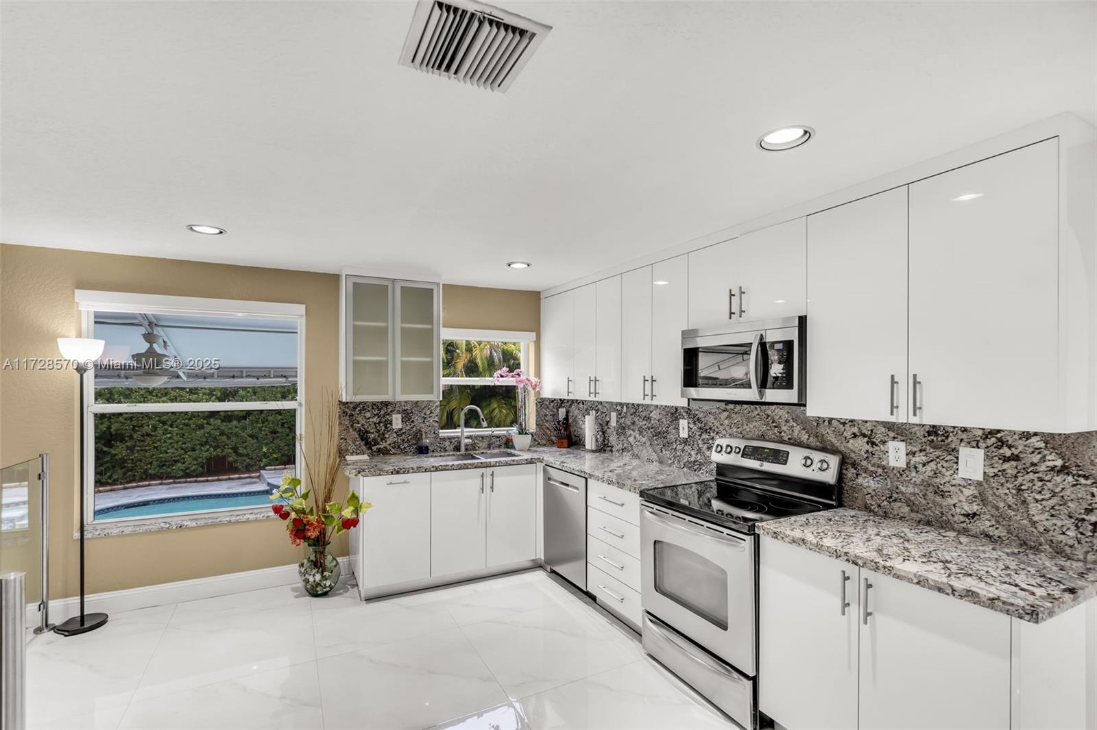 COSTA VERDE SEC 2 - Residential