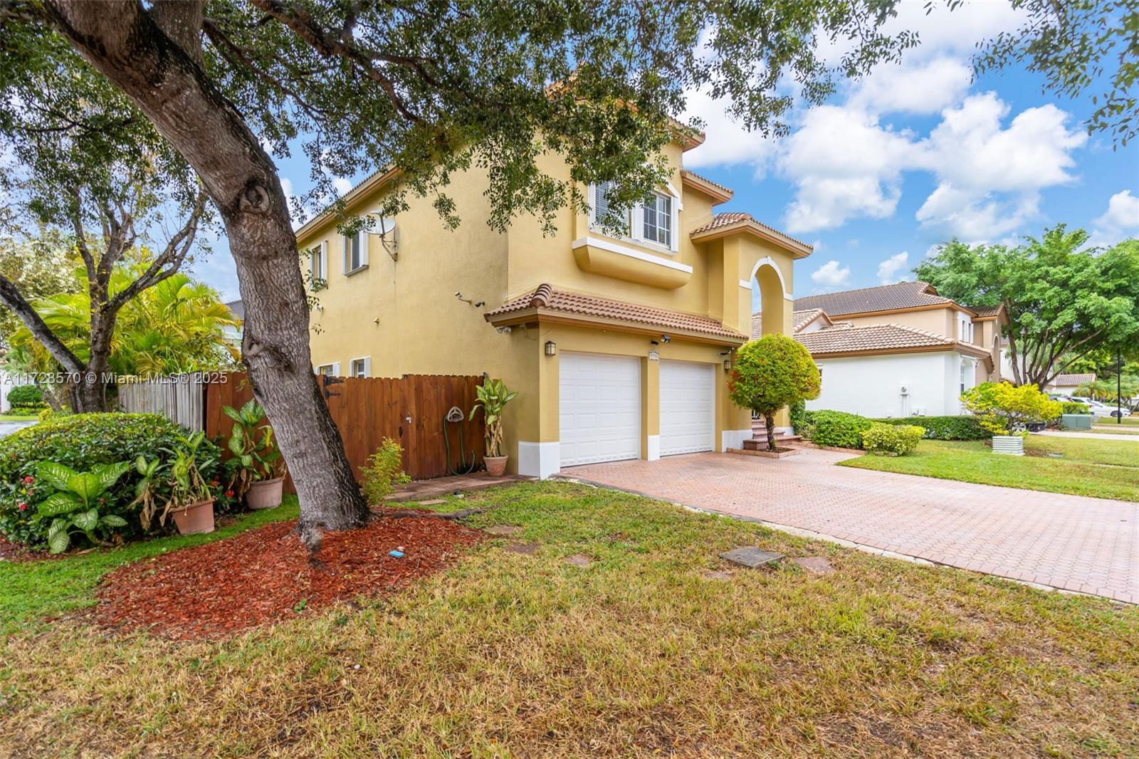 9793 NW 29th Ter