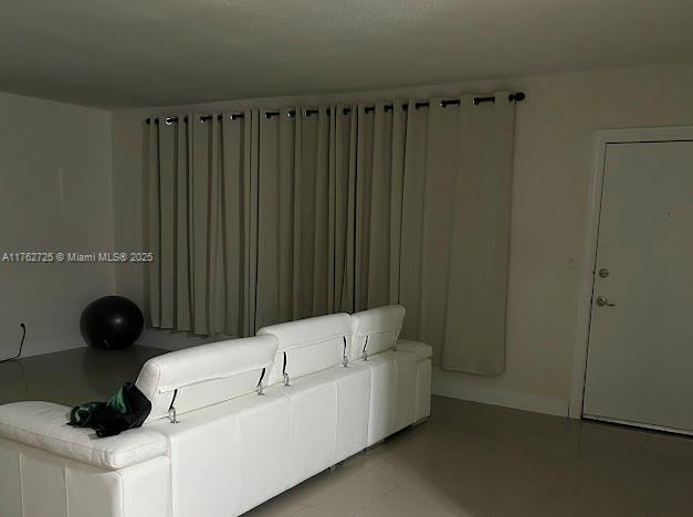 SUTTON HOUSE CONDO - Residential