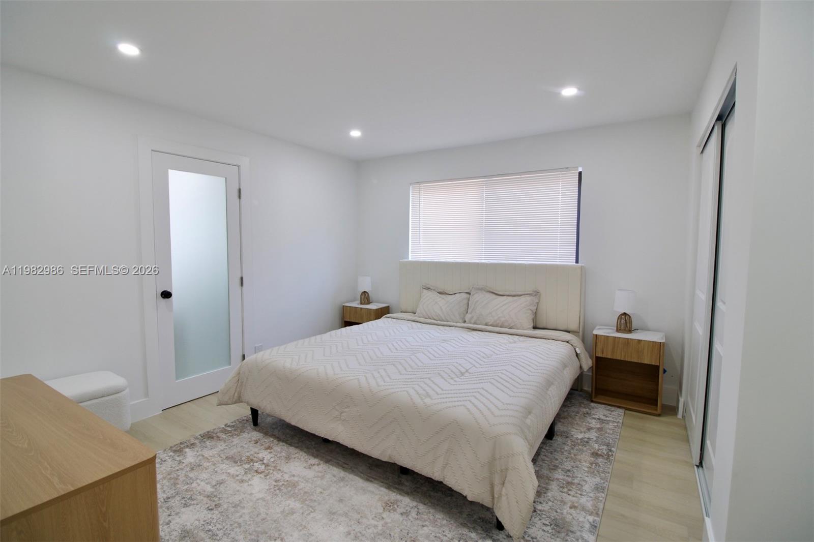 CRESTHAVEN NO 8 - Residential