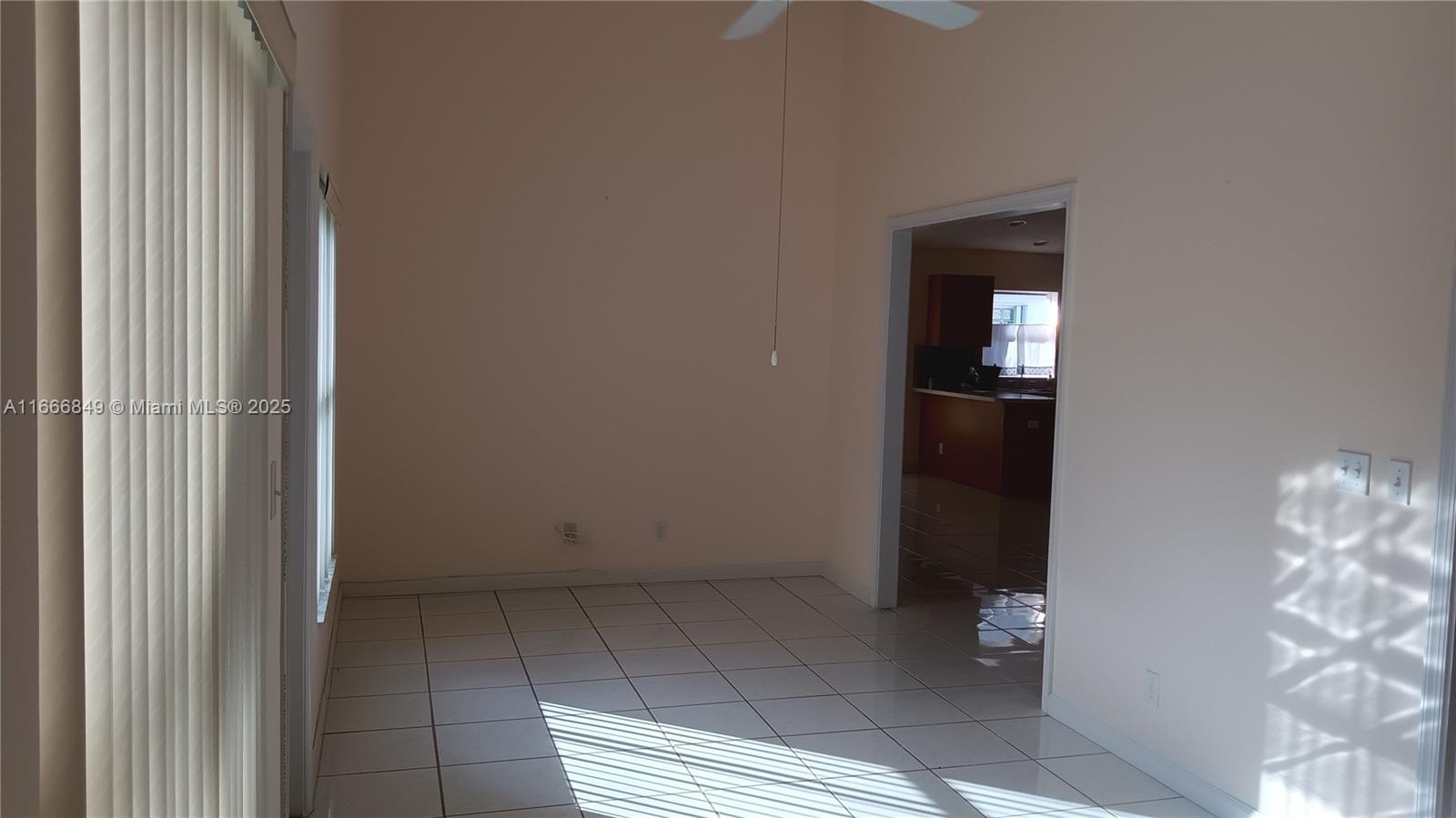 CYPRESS LAKES - Residential