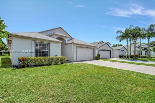CYPRESS LAKES - Residential