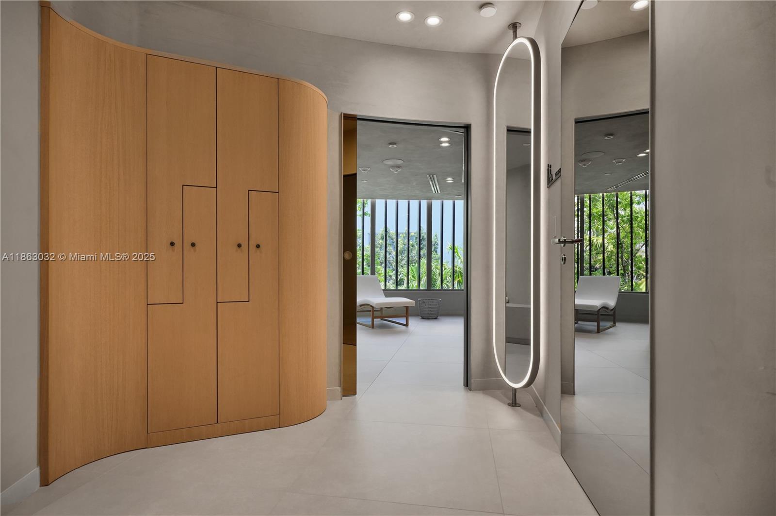 ONDA CONDO - Residential Lease