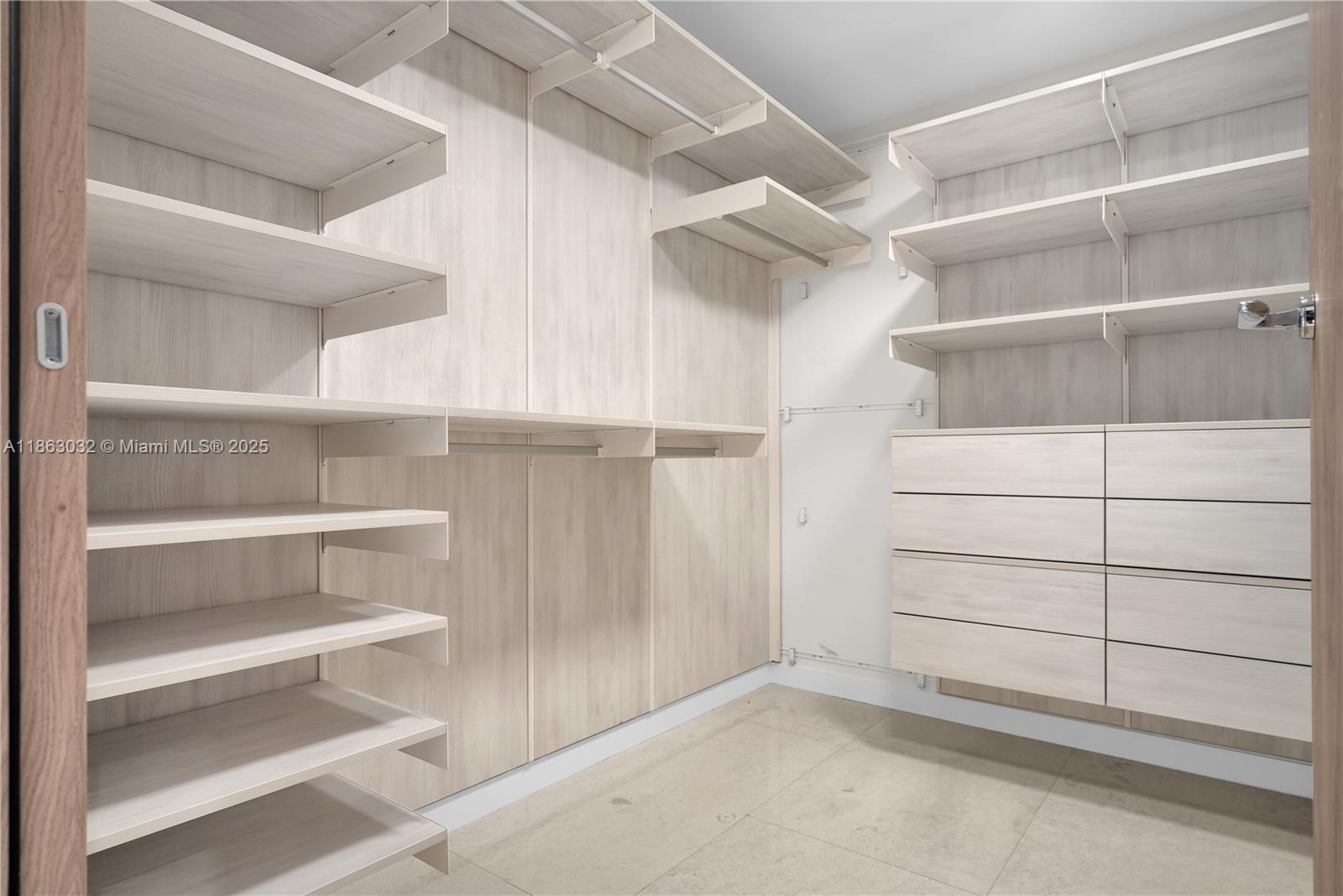 ONDA CONDO - Residential Lease