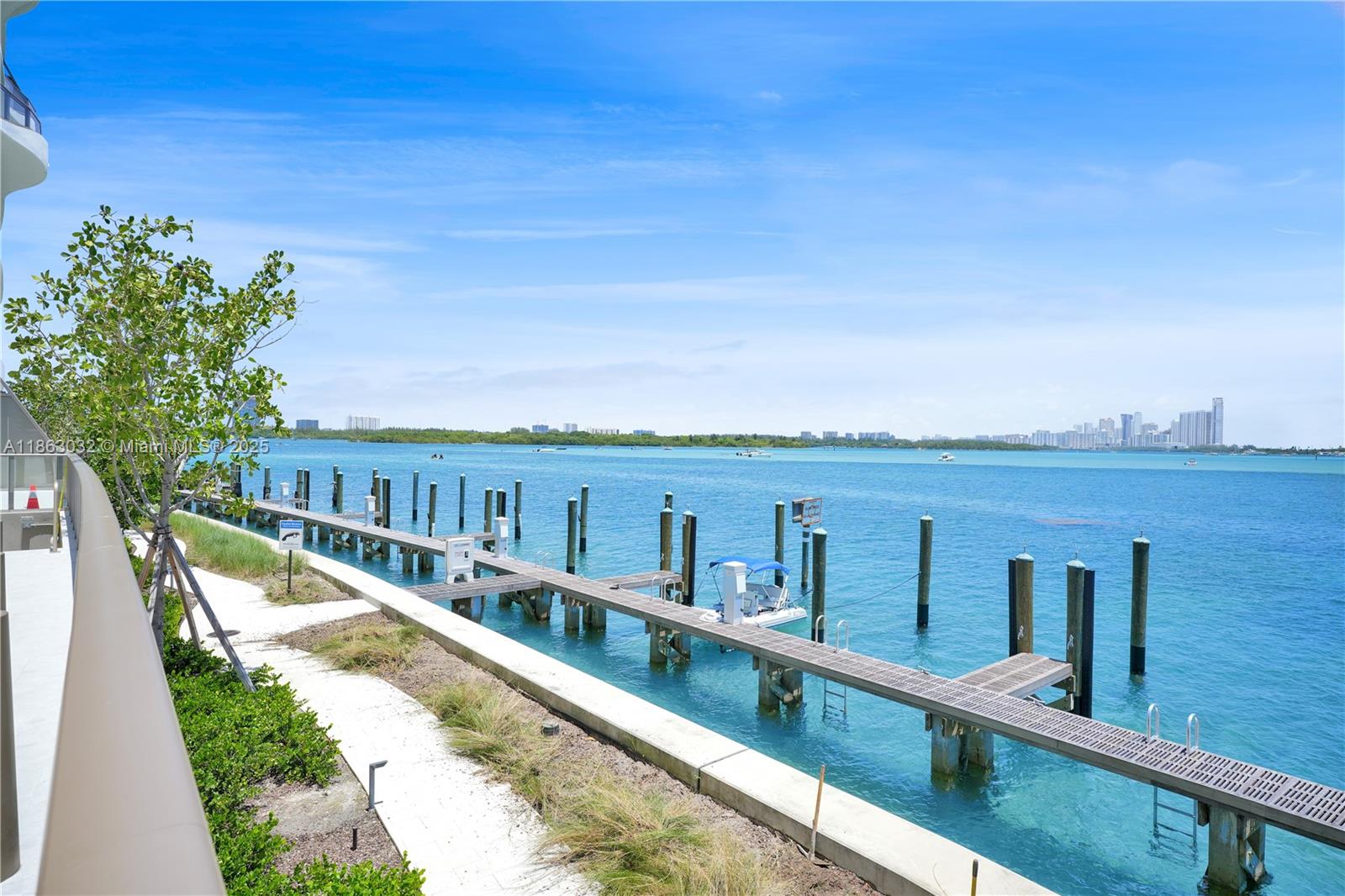 ONDA CONDO - Residential Lease