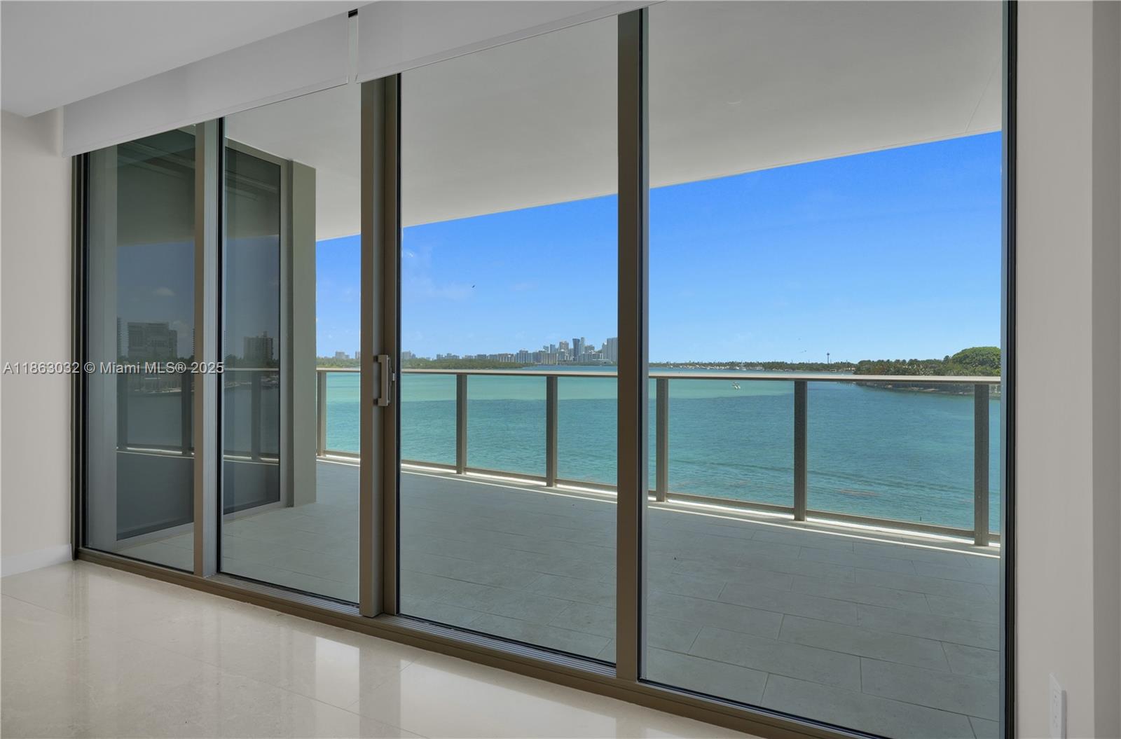 ONDA CONDO - Residential Lease