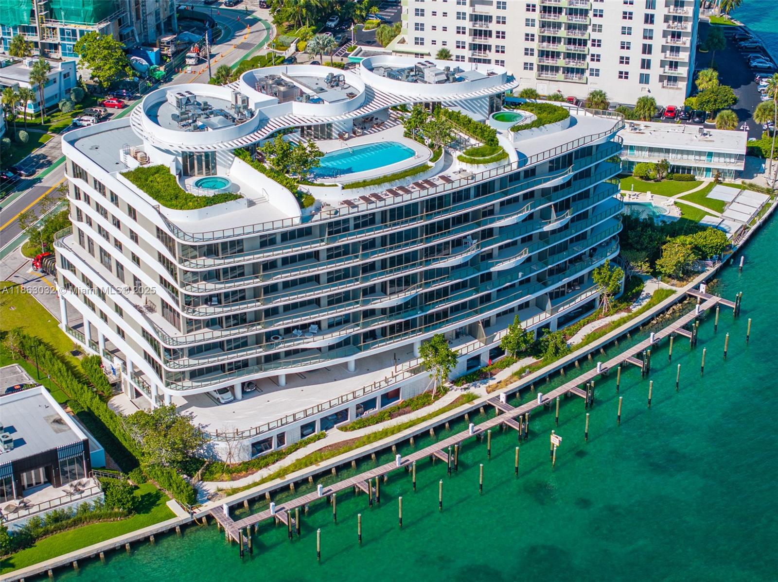 ONDA CONDO - Residential Lease