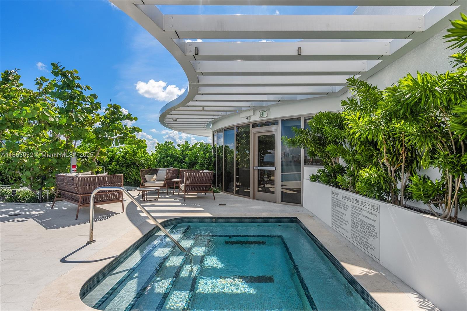 ONDA CONDO - Residential Lease