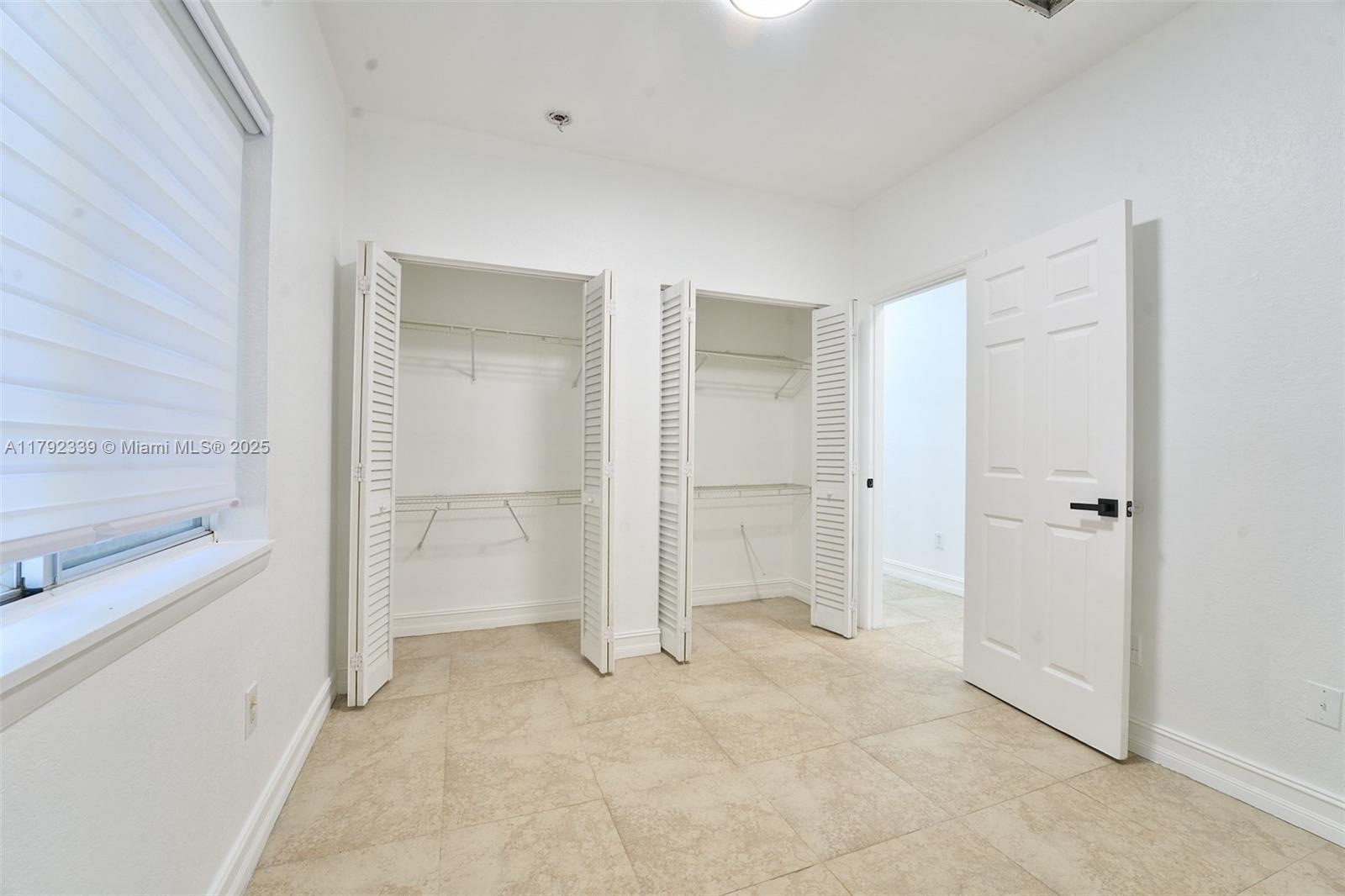 SILVERTON ESTATES - Residential Lease