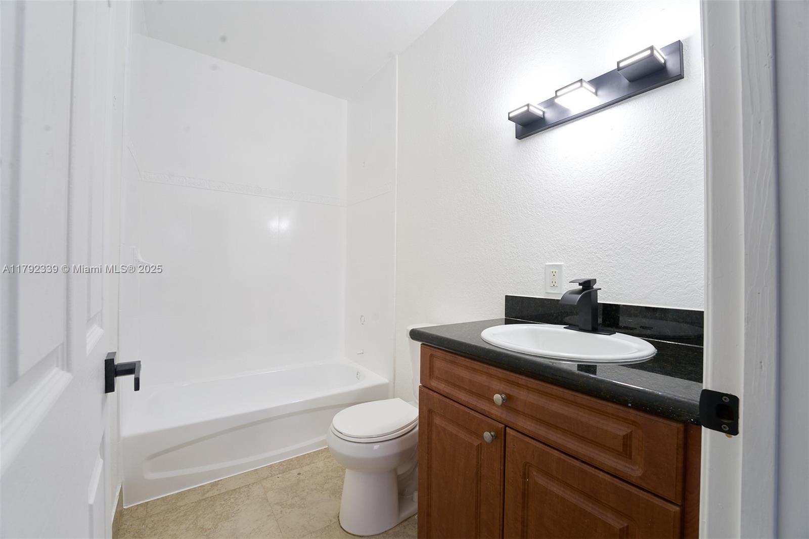 SILVERTON ESTATES - Residential Lease