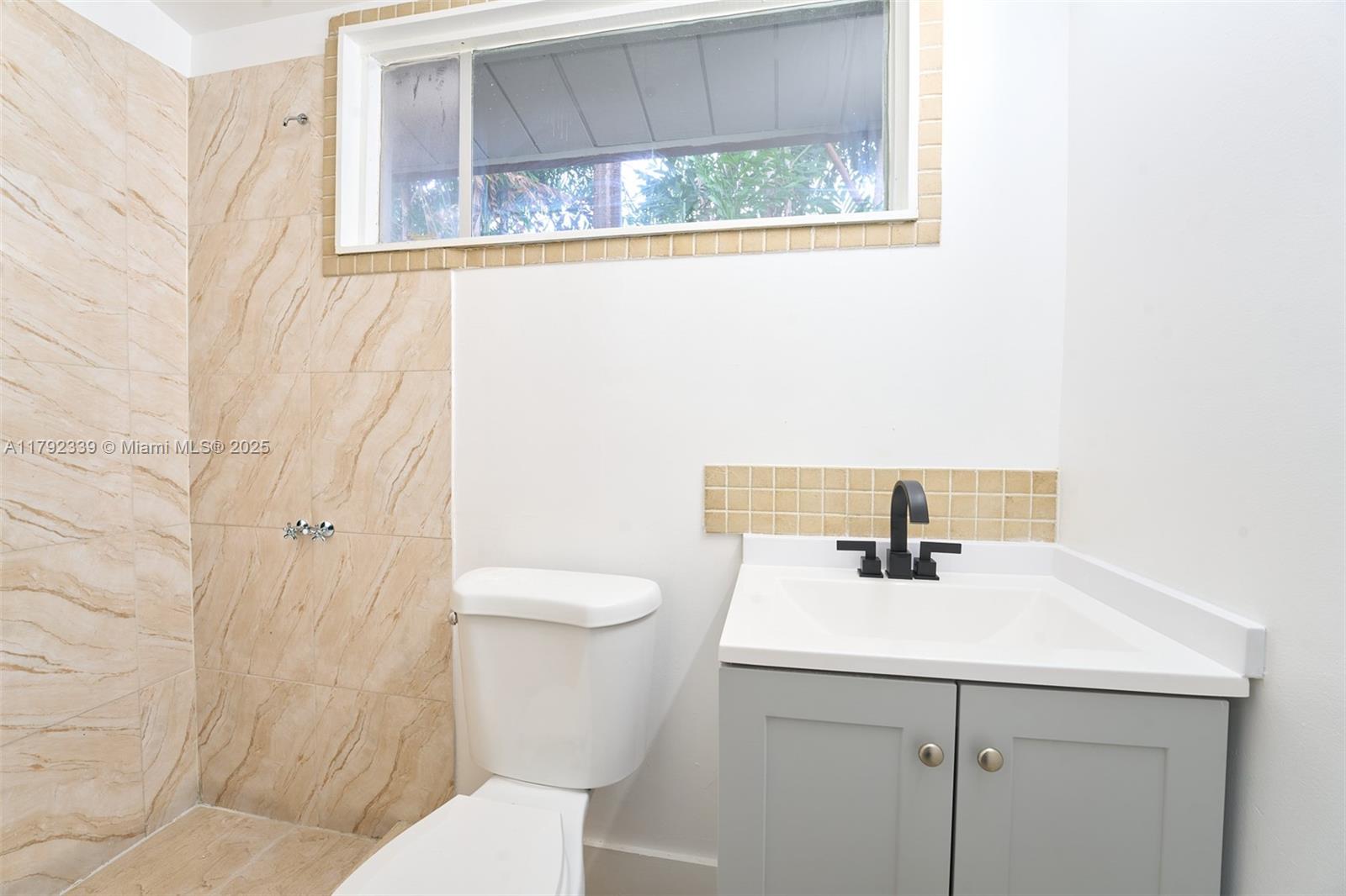 SILVERTON ESTATES - Residential Lease
