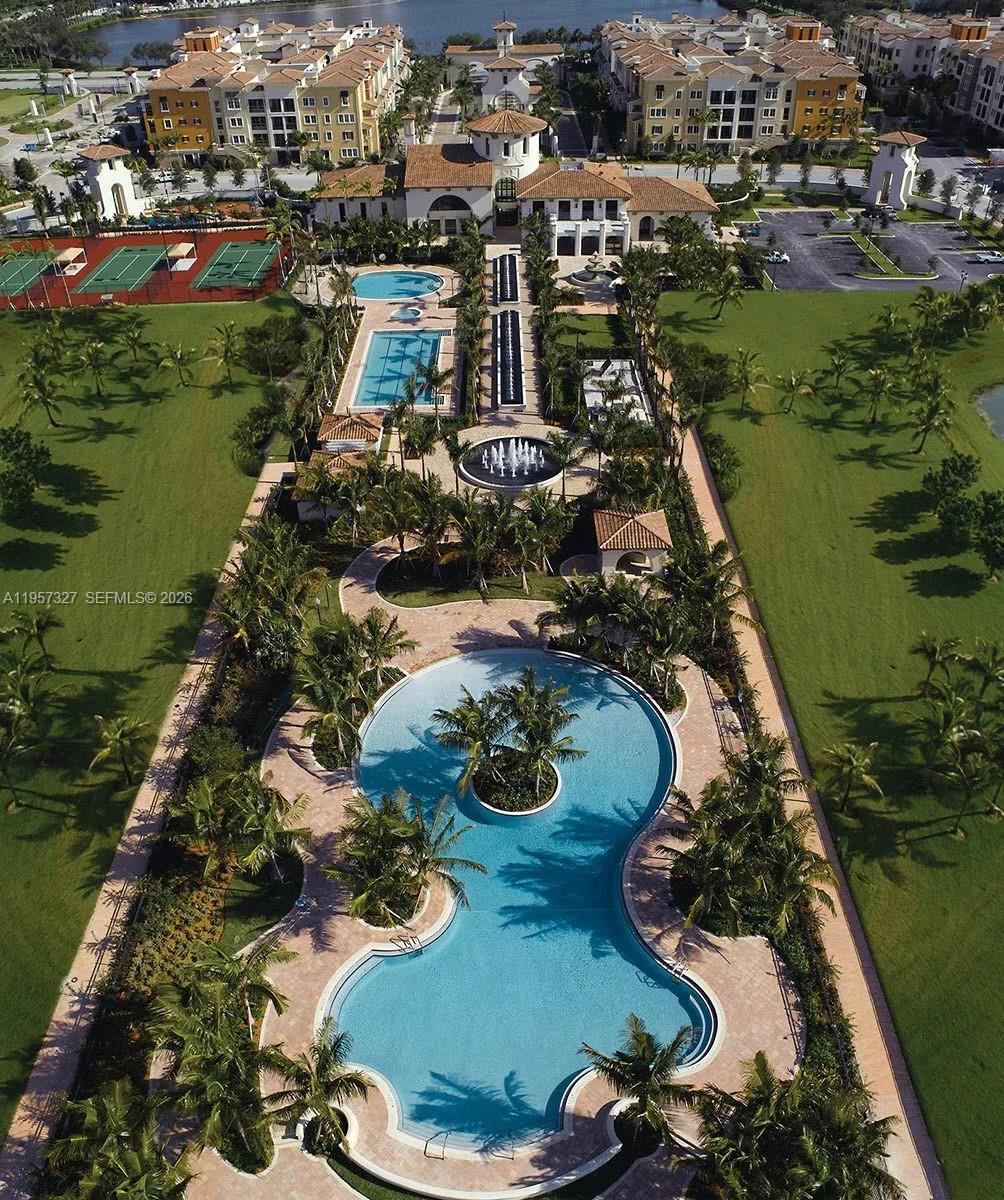 VILLA BIARRITZ CONDO - Residential