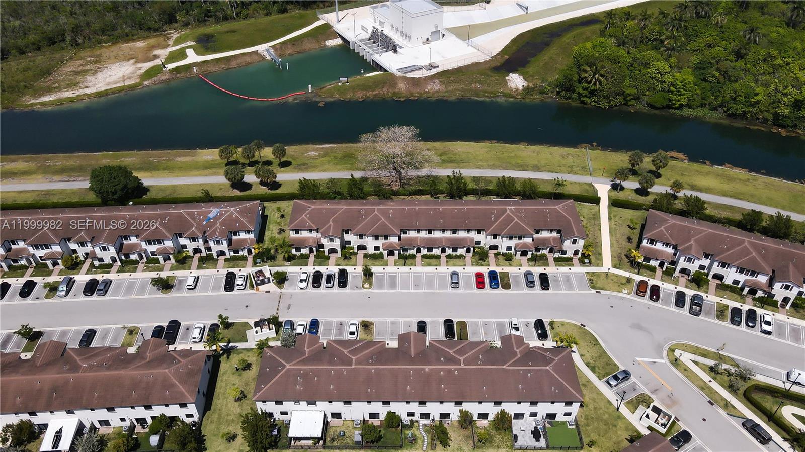 ENCLAVE SOUTH PHASE 2 - Residential