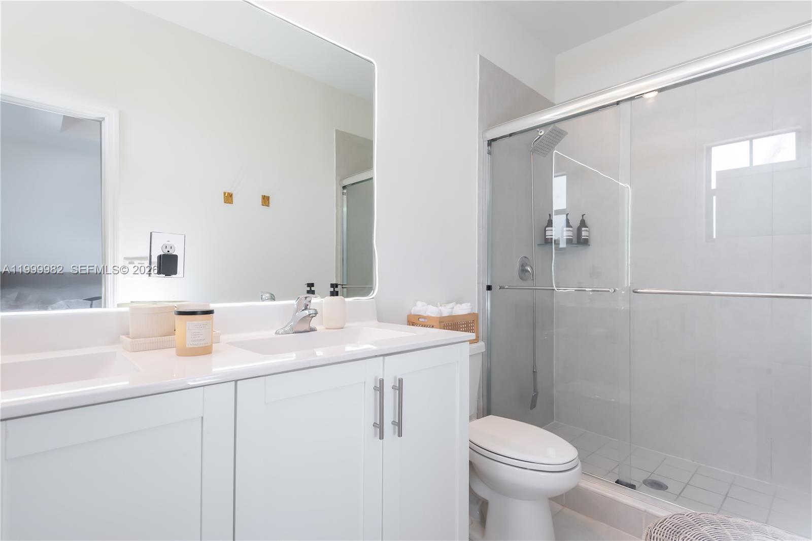 ENCLAVE SOUTH PHASE 2 - Residential