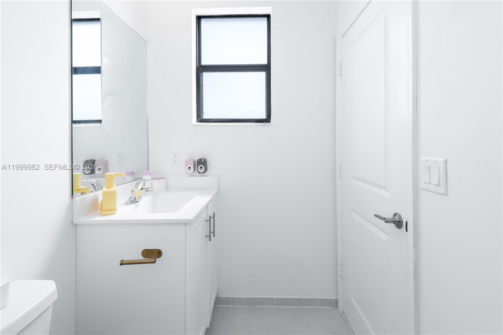 ENCLAVE SOUTH PHASE 2 - Residential