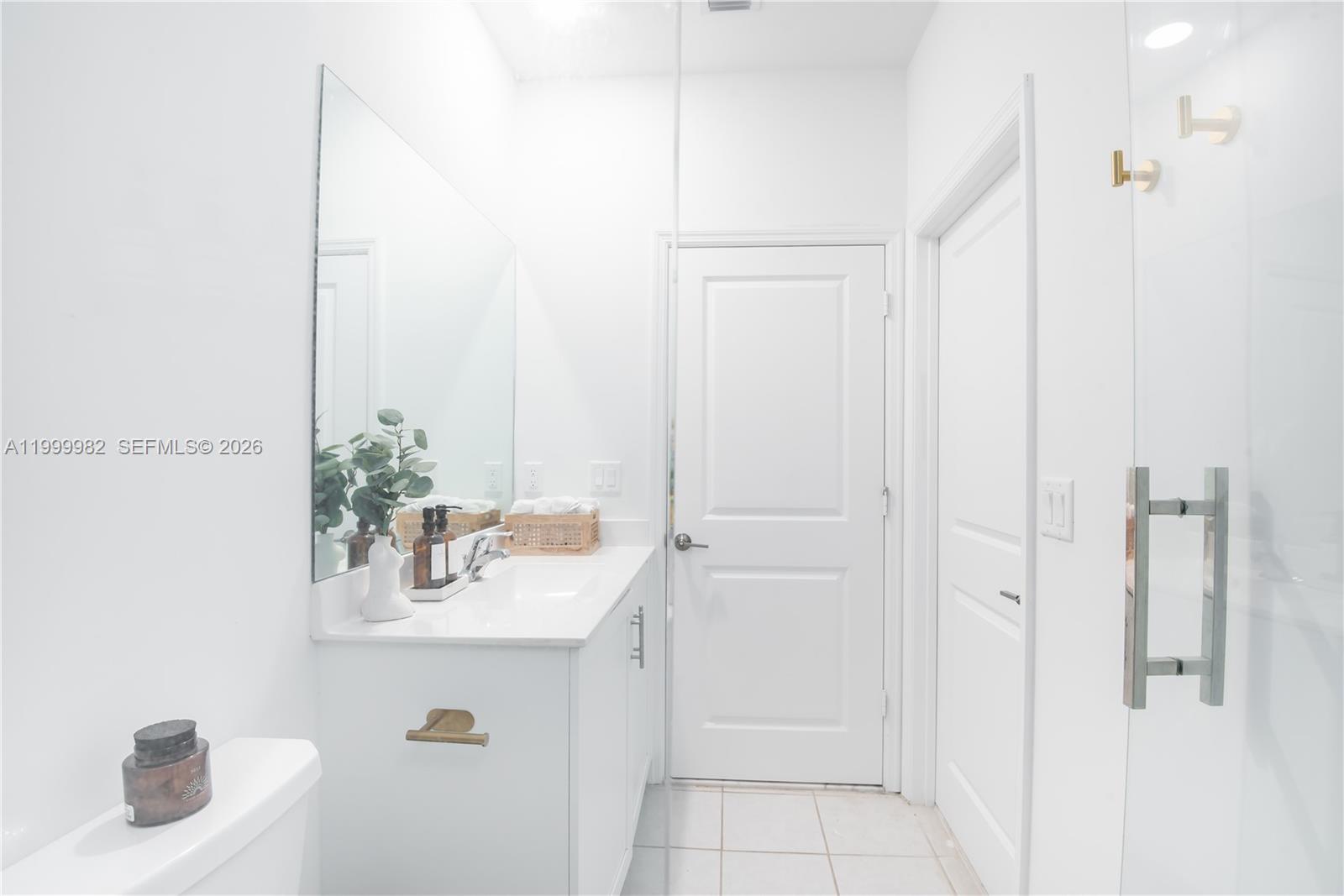 ENCLAVE SOUTH PHASE 2 - Residential