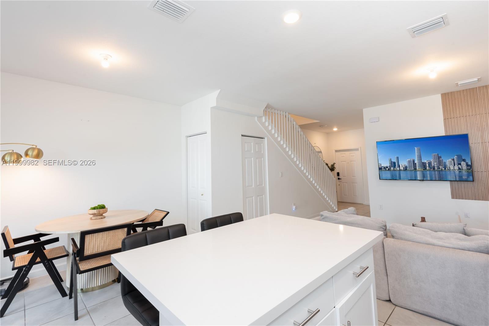 ENCLAVE SOUTH PHASE 2 - Residential