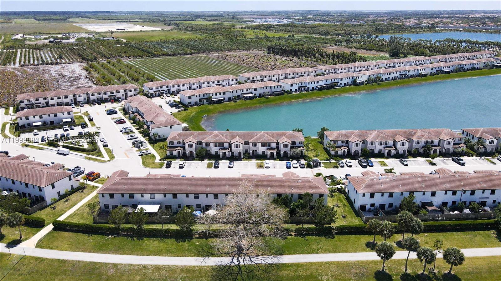 ENCLAVE SOUTH PHASE 2 - Residential