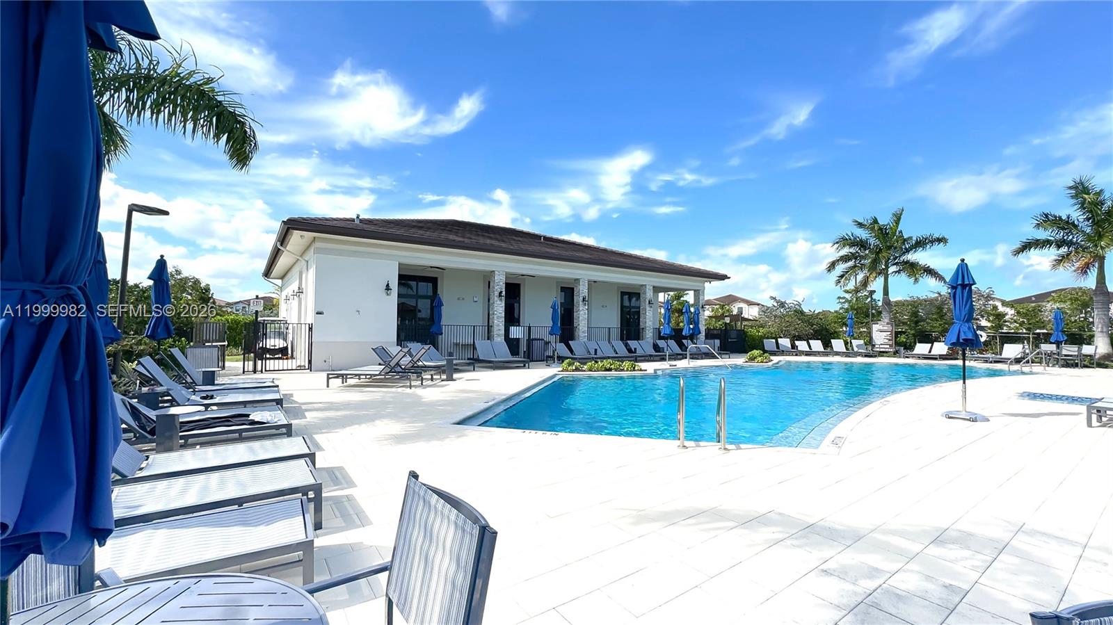ENCLAVE SOUTH PHASE 2 - Residential