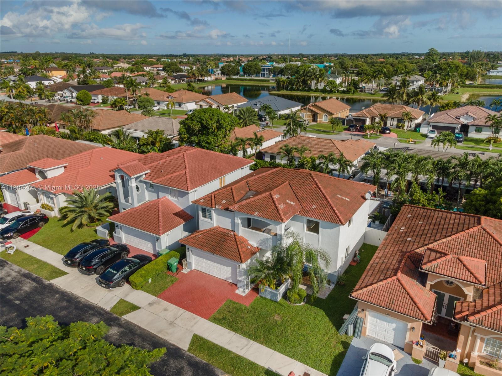 PELICANS POINT A T MILLER - Residential