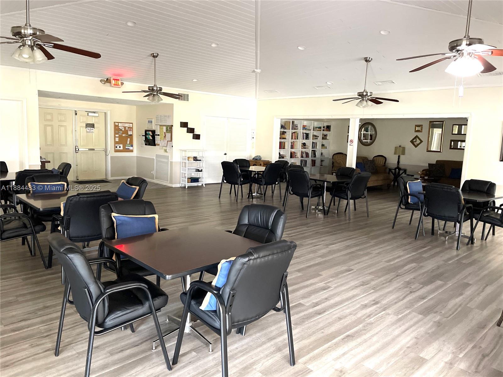 BOCA CHASE SEC 2 - Residential