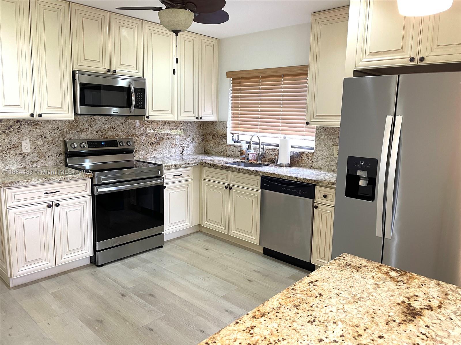 BOCA CHASE SEC 2 - Residential