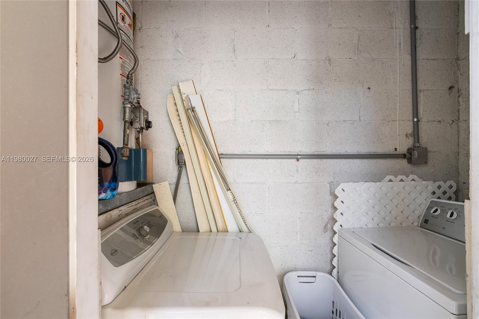 HAMMOCKS TRAILS CONDO - Residential Lease