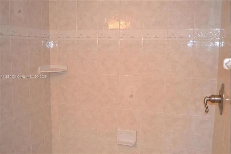 LAKE WINDWOOD CONDO - Residential Lease