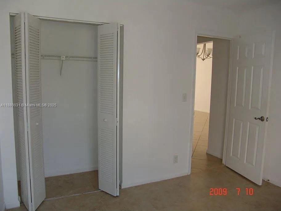 LAKE WINDWOOD CONDO - Residential Lease