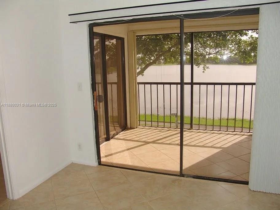LAKE WINDWOOD CONDO - Residential Lease