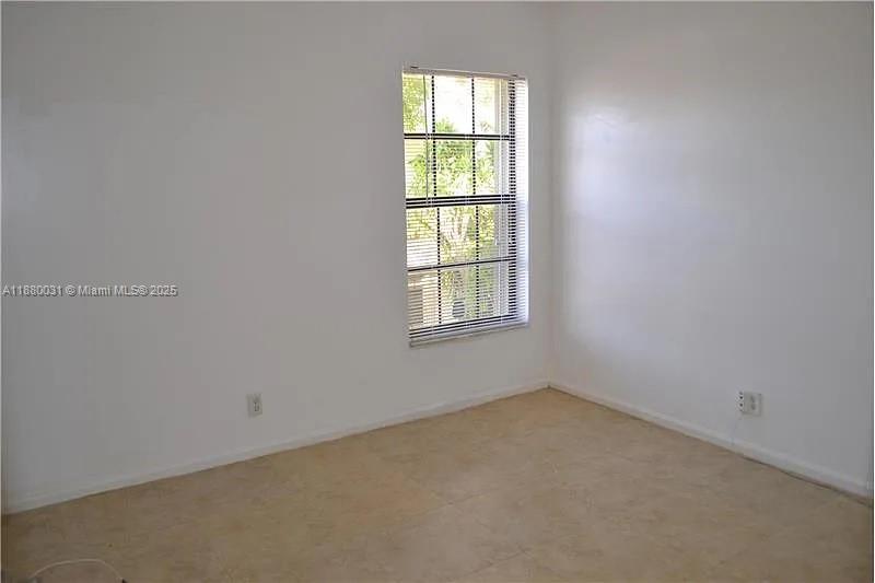 LAKE WINDWOOD CONDO - Residential Lease