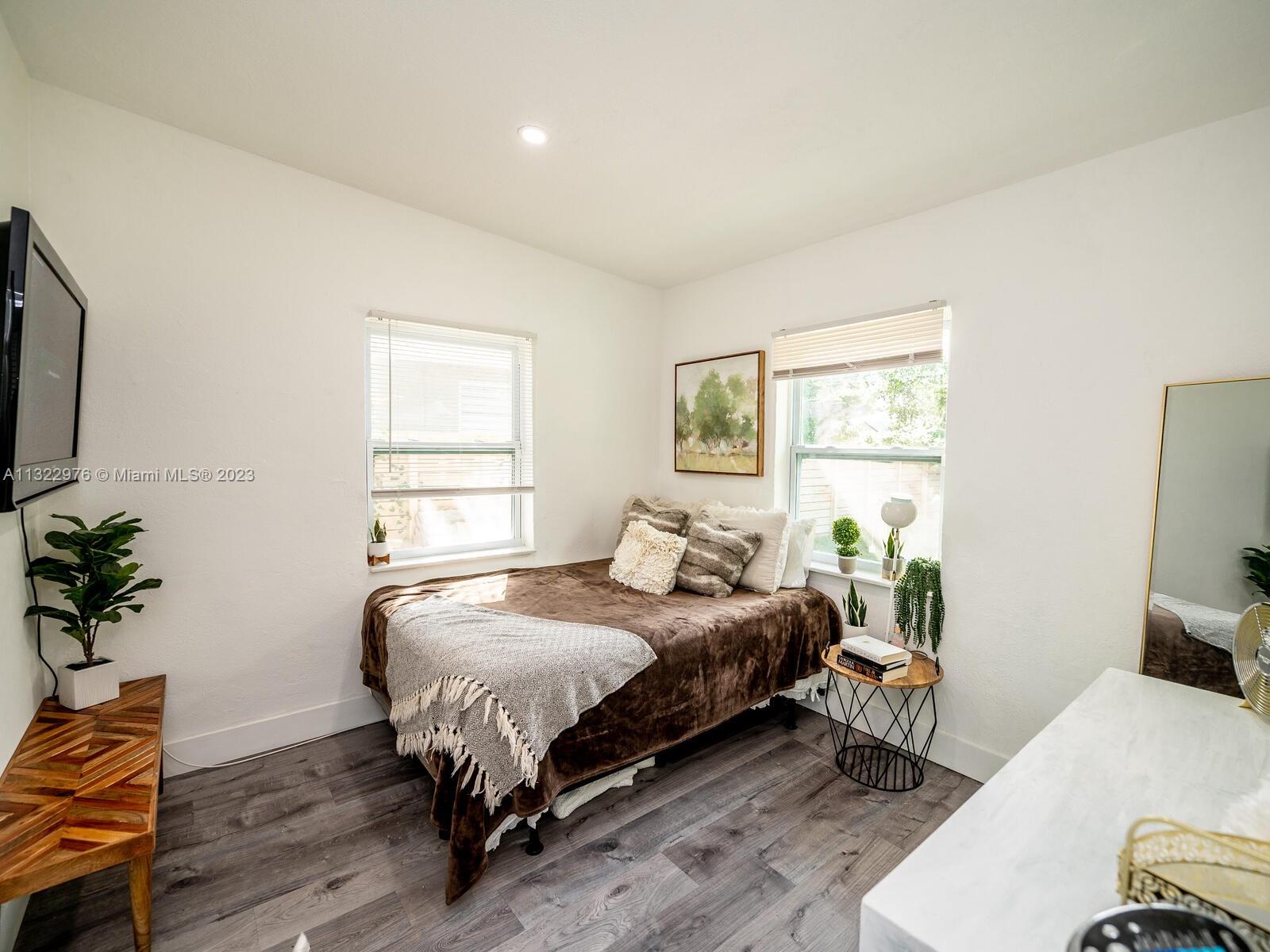 WOODLAND PARK AMD PLAT - Residential