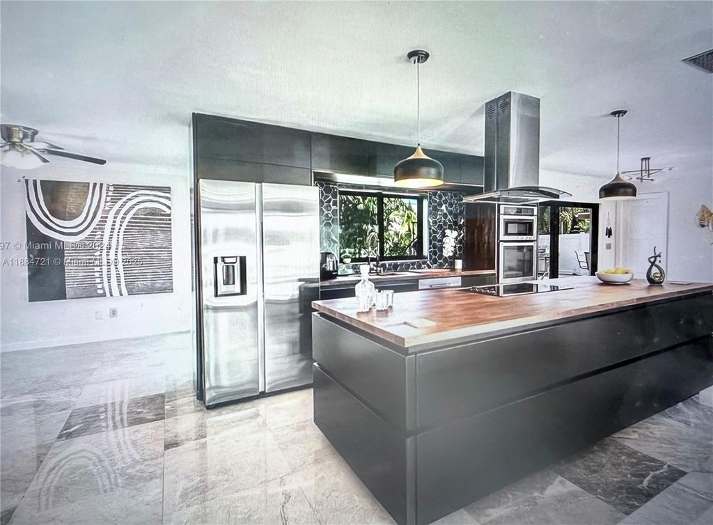 Photo of 1415 W Camino Real #0, Boca Raton, FL 33486 (MLS # A11884721)