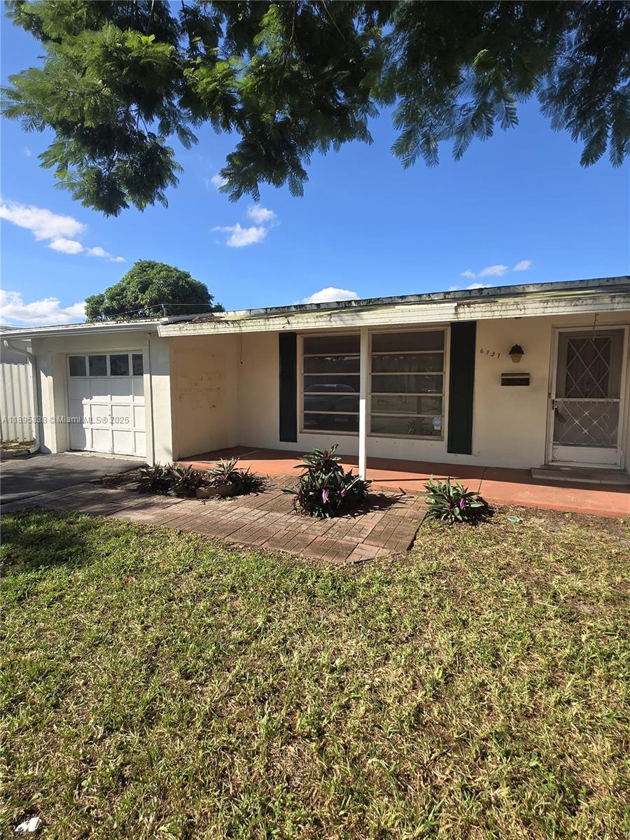 MIRAMAR ISLES SEC 4 - Residential