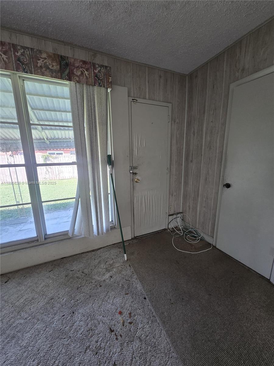MIRAMAR ISLES SEC 4 - Residential