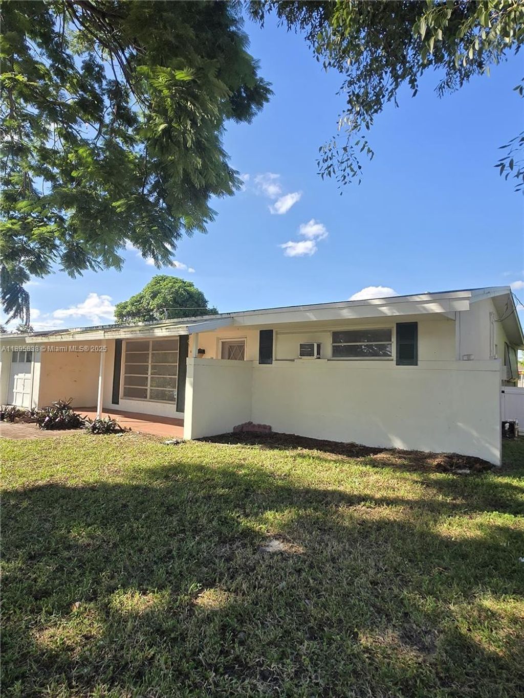 Photo of 6737 Arbor Dr, Miramar, FL 33023 (MLS # A11895838)