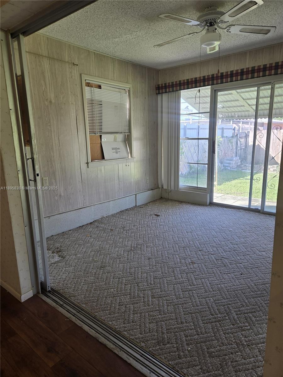 MIRAMAR ISLES SEC 4 - Residential